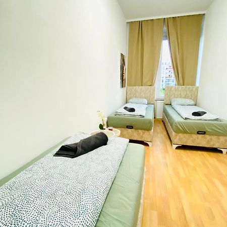 Bright 5Br Shared Apartment W Great Transport Link Viena Exterior foto