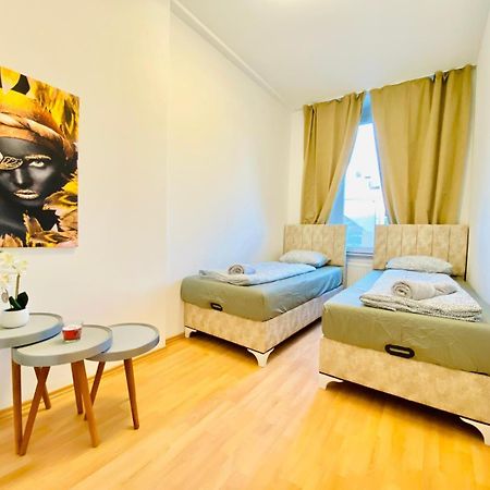 Bright 5Br Shared Apartment W Great Transport Link Viena Exterior foto