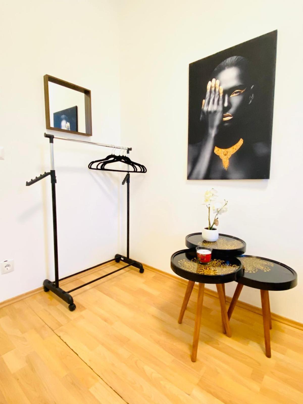 Bright 5Br Shared Apartment W Great Transport Link Viena Exterior foto