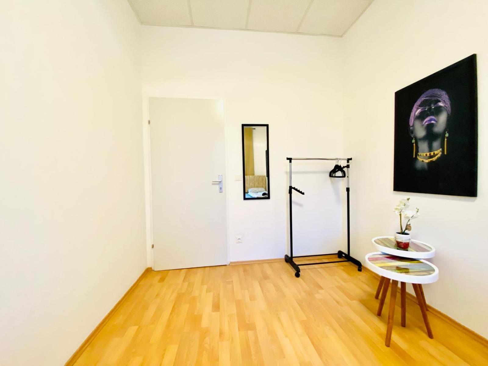 Bright 5Br Shared Apartment W Great Transport Link Viena Exterior foto